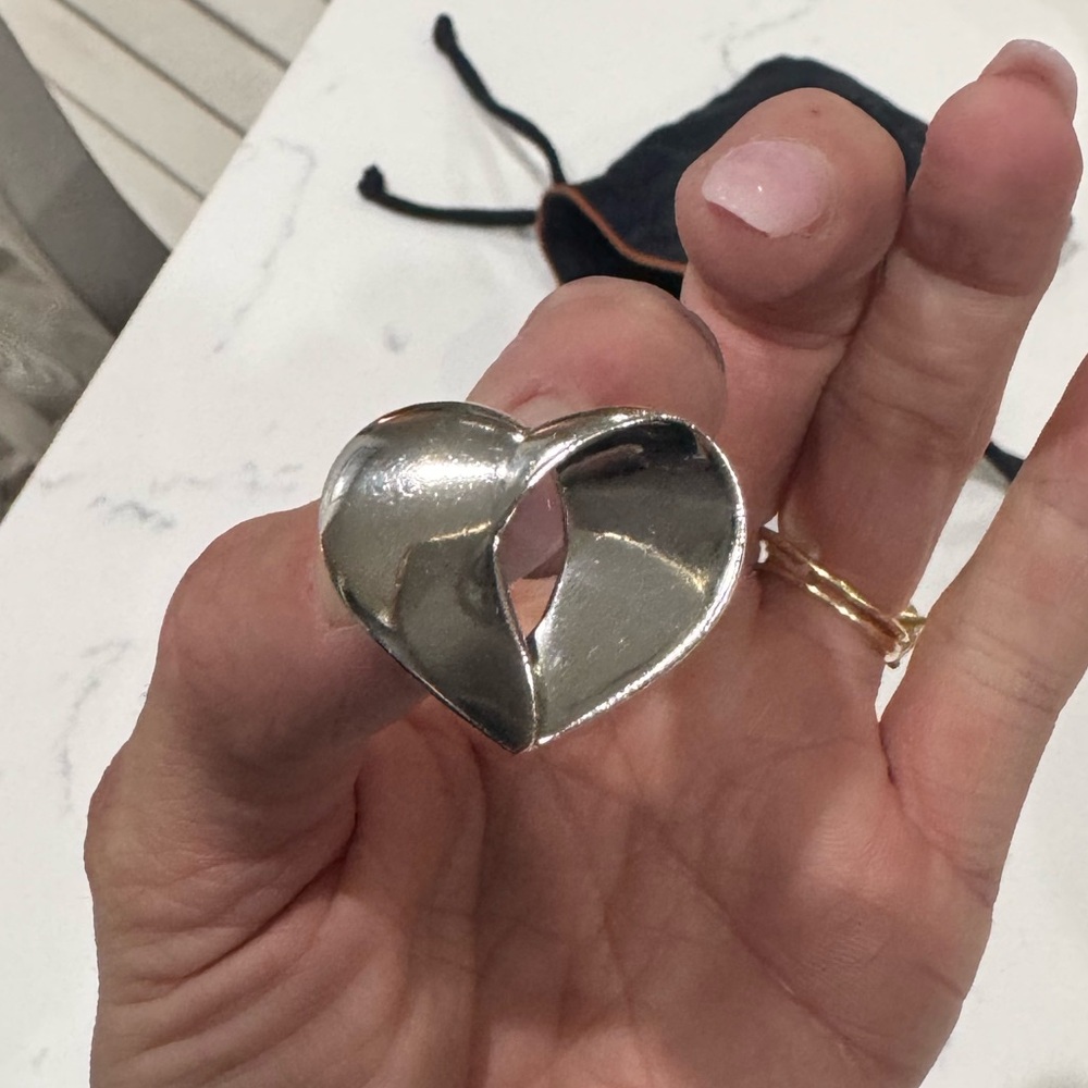 James Avery Retired Heart Pendant